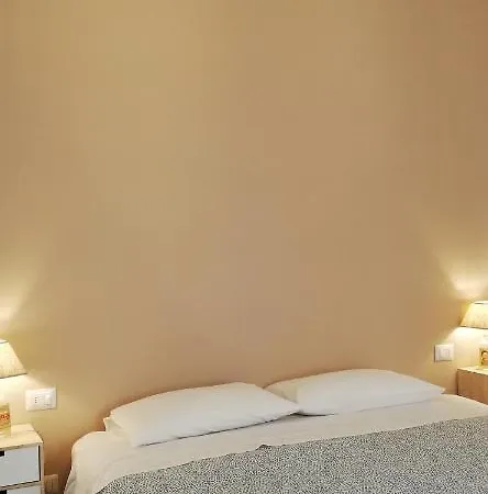 Amare Comfortable Bed & Breakfast 3*